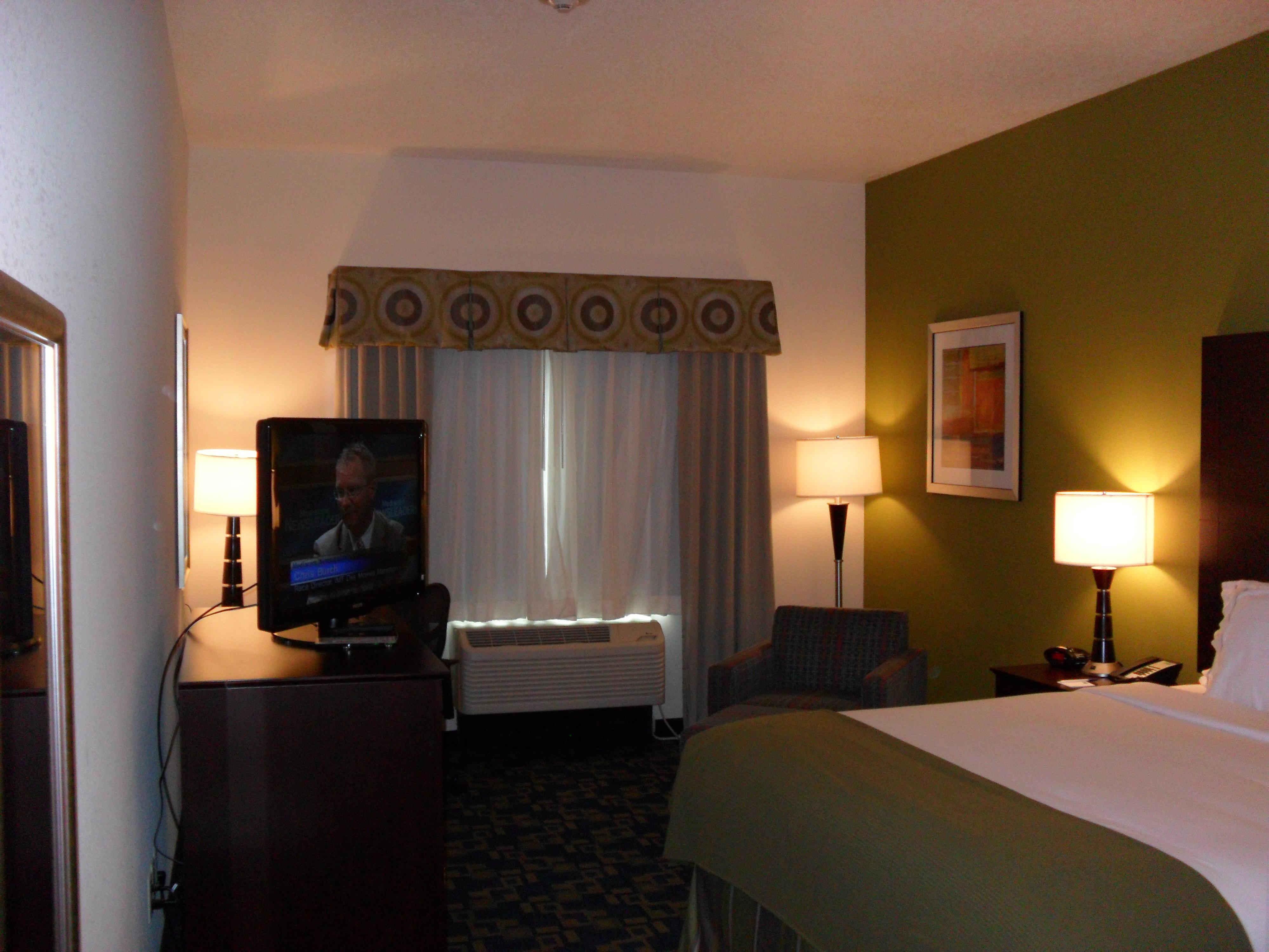 Holiday Inn Express And Suites Urbandale Des Moines, An Ihg Hotel Ruang foto